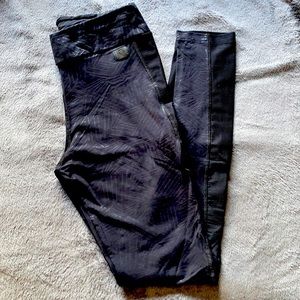 Reflective sport leggings with pocket